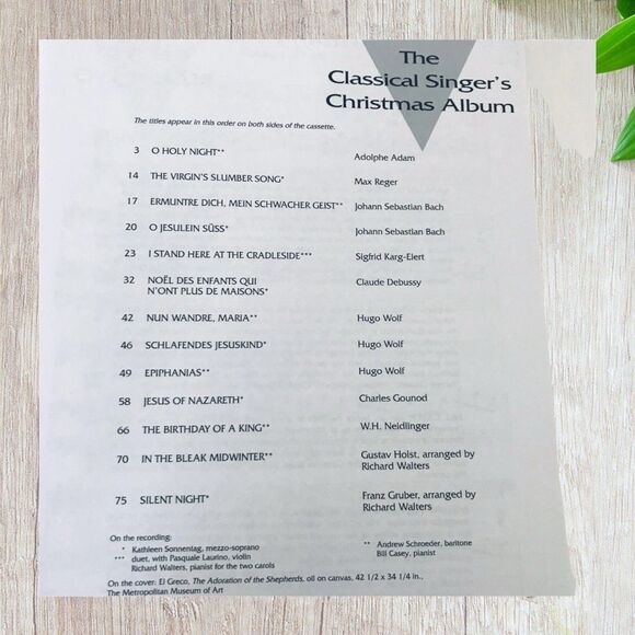 Classical Singer's Christmas Album Low Voice Sheet Music with Cassette Accomp. - Picture 3 of 4